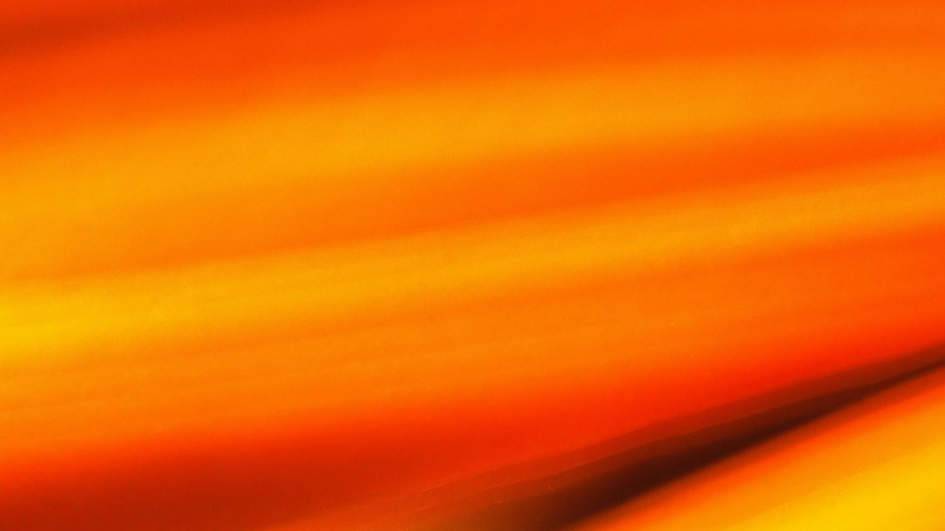 Abstract serene background with soft gradients of light plum.